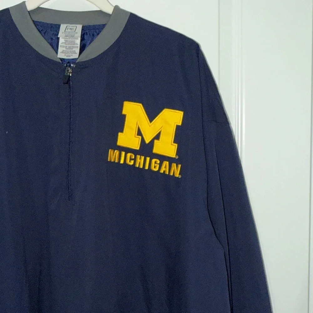 Michigan Wolverines Navy Pullover Jacket/windbreaker men’s size XLarge tailgate